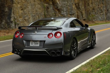 深圳龙岗区1急用钱找生意贷款公司靠谱吗全方位解析